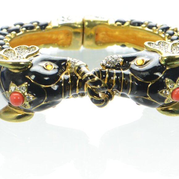 Kenneth Jay Lane KJL Black Cabochon Crystal Elephant Cuff Bracelet - Picture 6 of 7